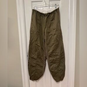 Anthropology Daily Practice Ankle Pants in Olive Green